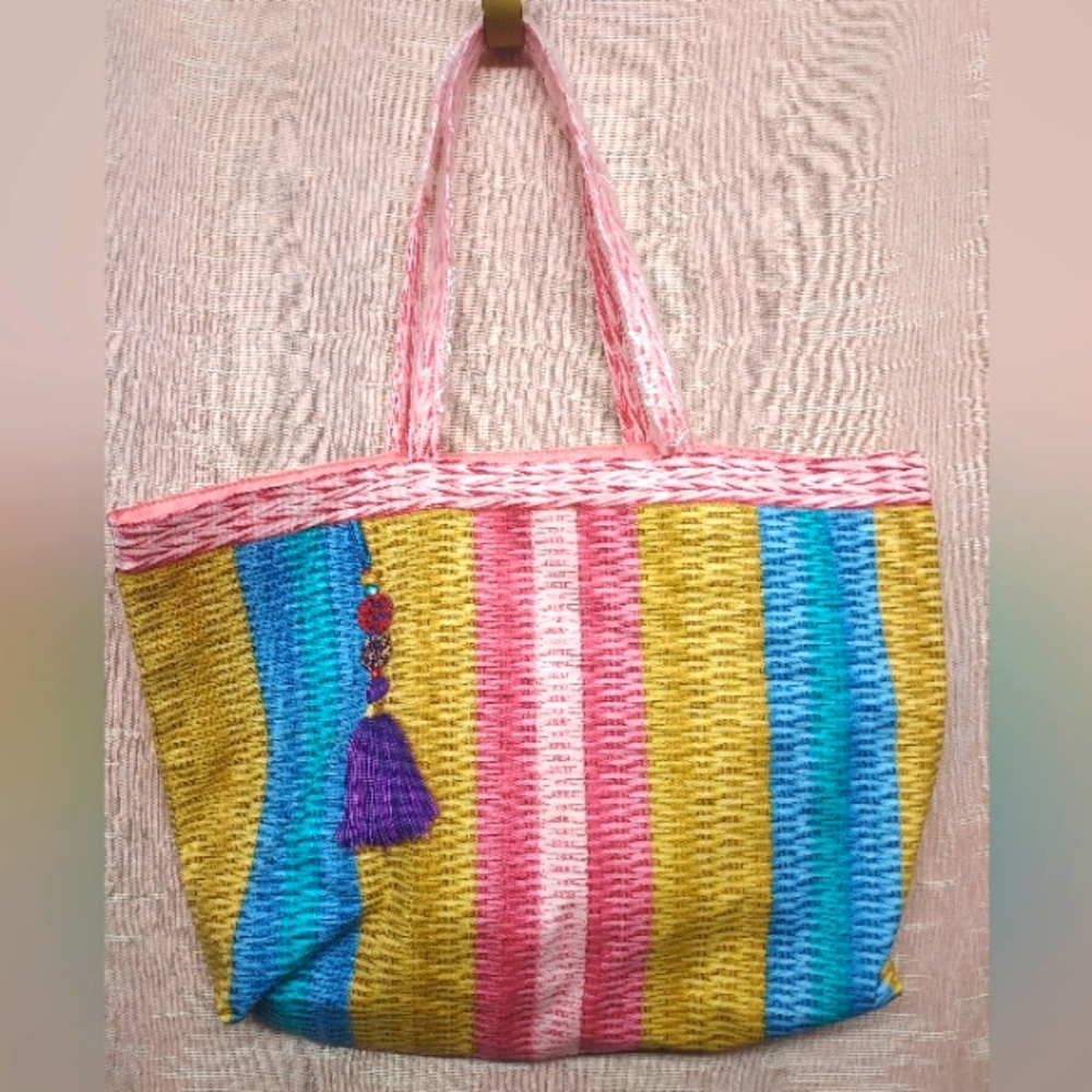 New carryall bag